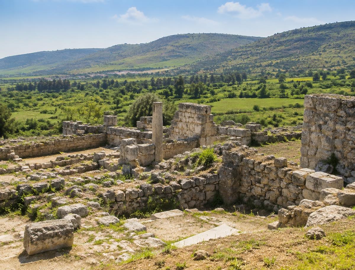 Pella